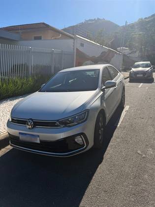 VOLKSWAGEN VIRTUS 1.0 200 TSI HIGHLINE AUTOMÁTICO VOLKSWAGEN VIRTUS 1.0 200 TSI HIGHLINE AUTOMÁTICO